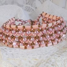 Pulsera Rose Royale con cuentas de Tila rosa, cuentas facetadas y perlas de cristal de Swarovski